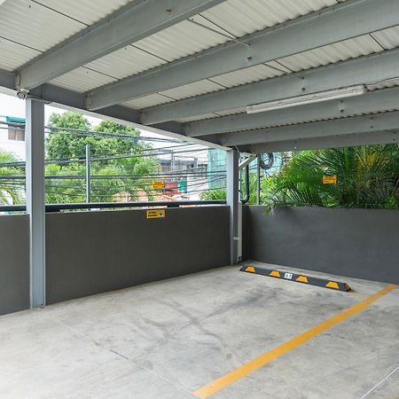 Modern Luxury Condo With Rooftop Pool & Gym Santiago De Los Caballeros Luaran gambar