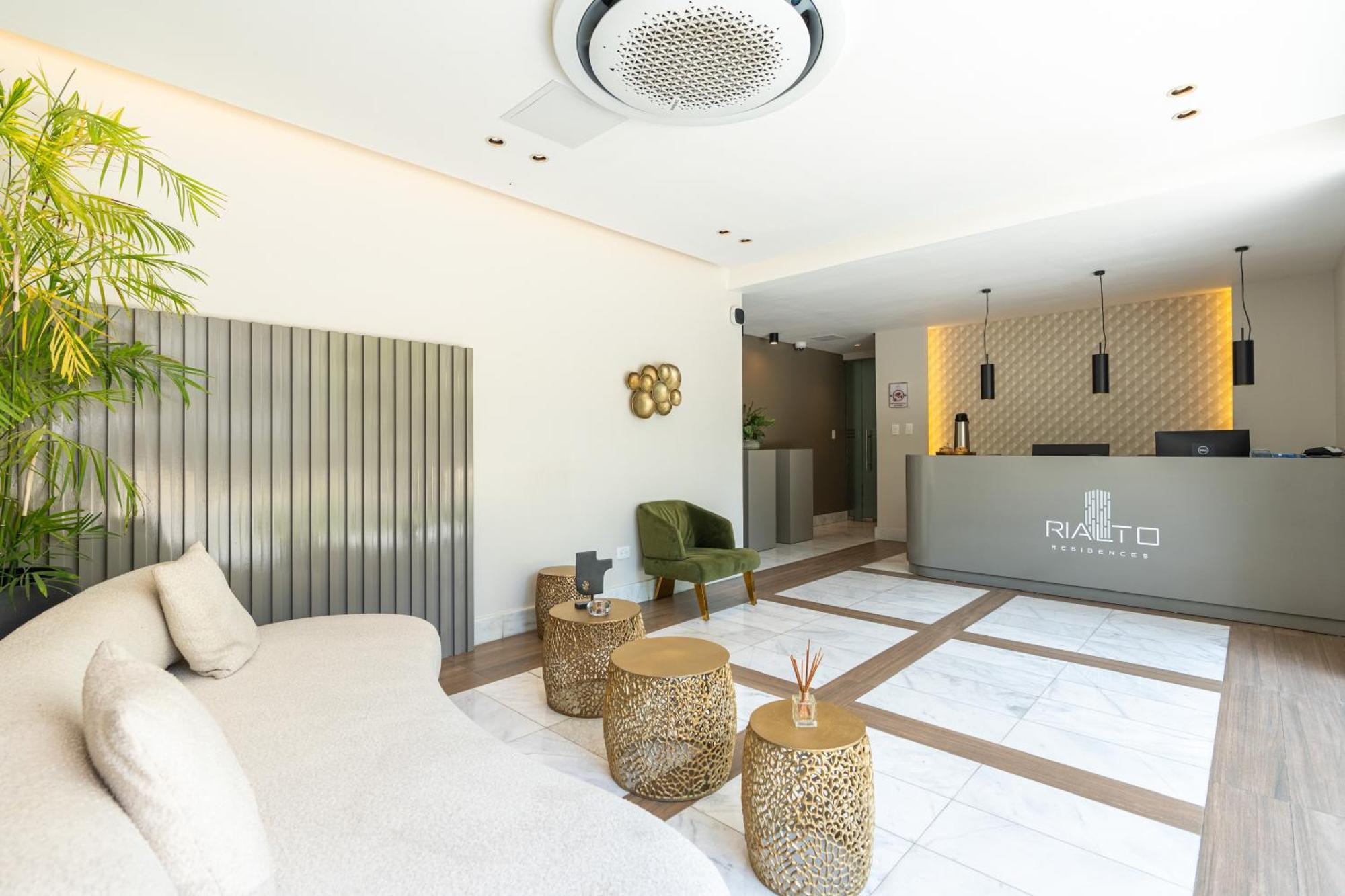 Modern Luxury Condo With Rooftop Pool & Gym Santiago De Los Caballeros Luaran gambar